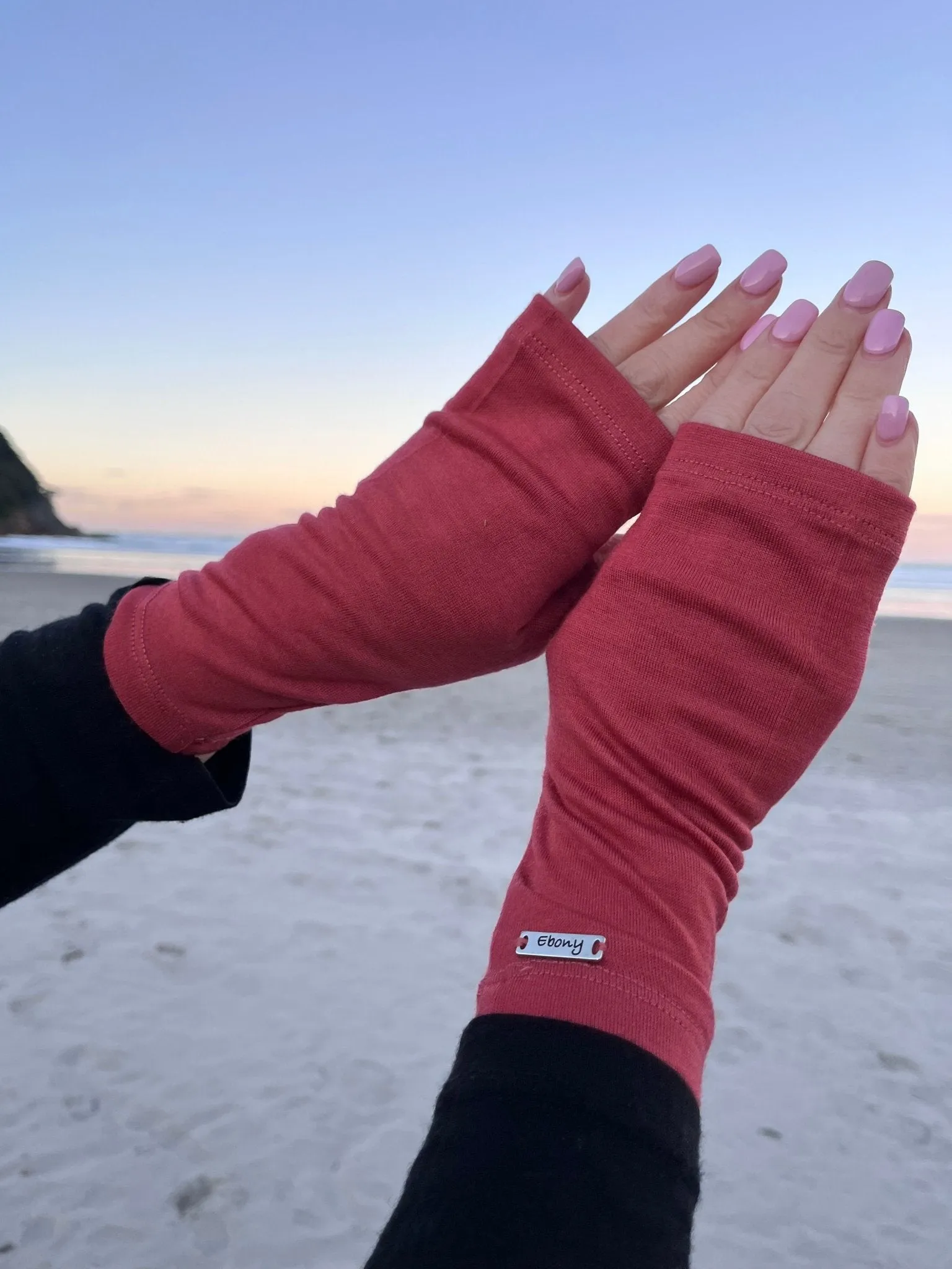 MERINO WOOL FINGERLESS GLOVES BRICK