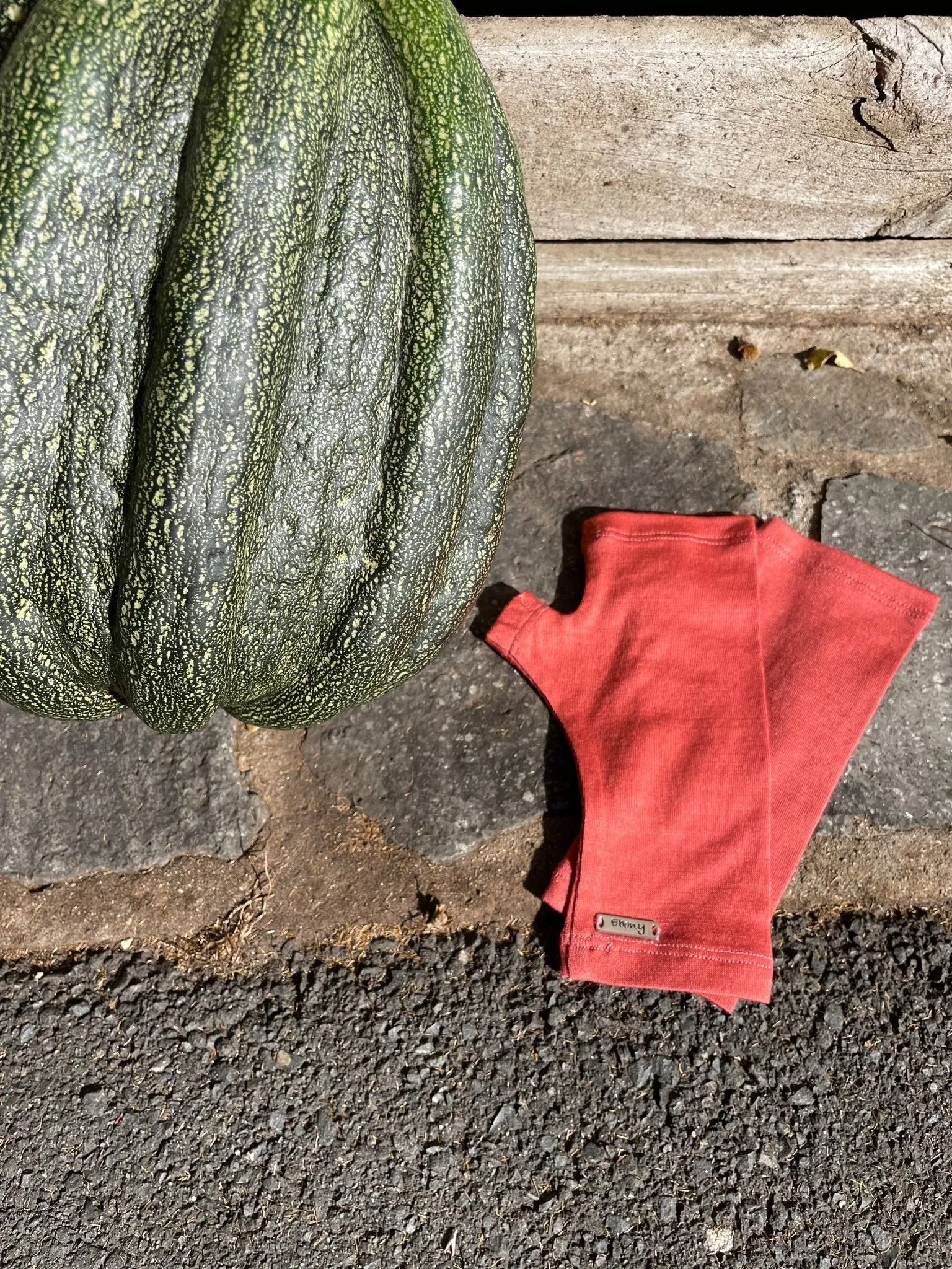 MERINO WOOL FINGERLESS GLOVES BRICK