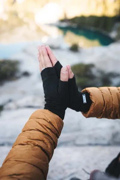 MERINO WOOL FINGERLESS GLOVES WOMENS BLACK