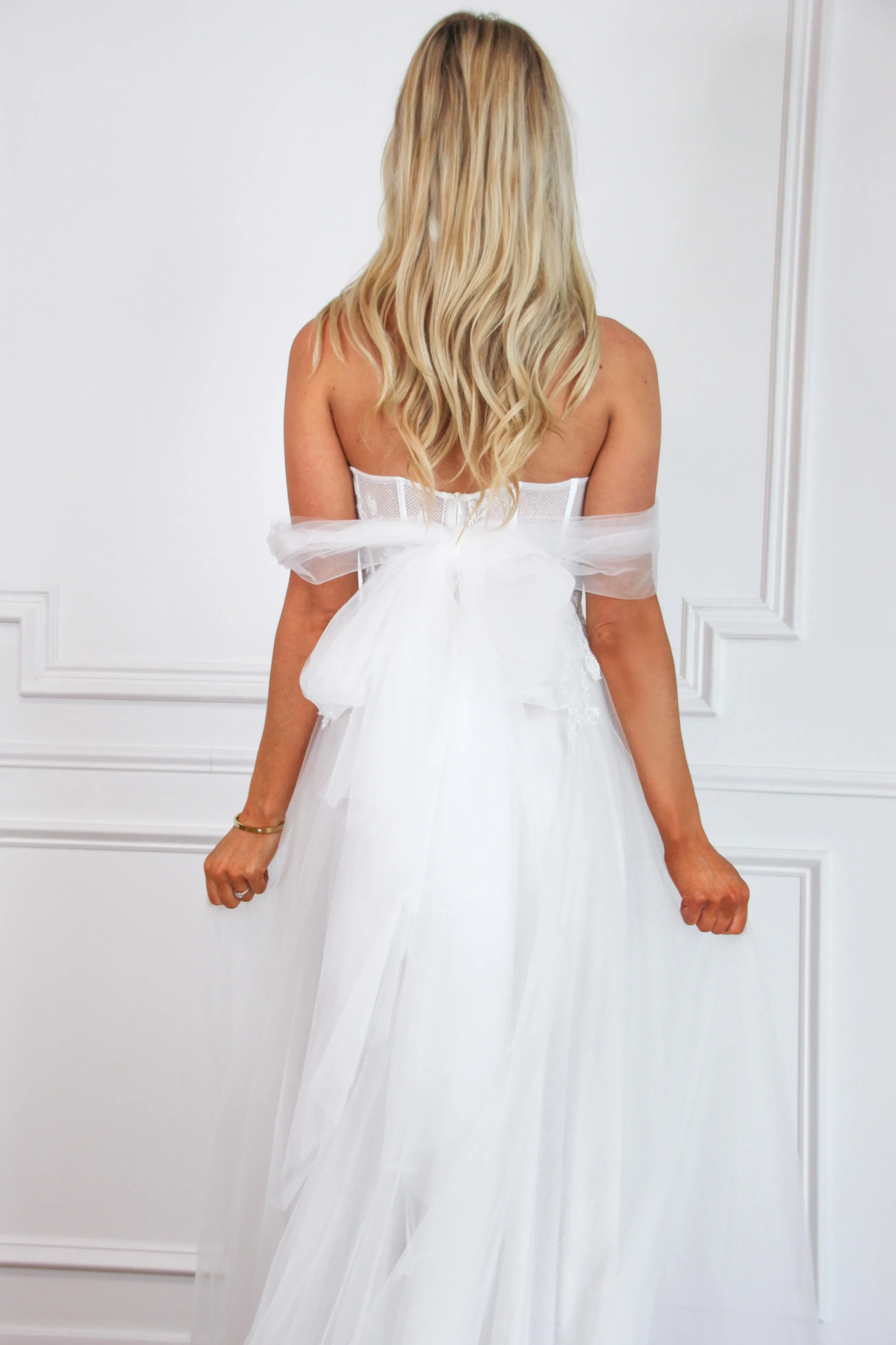 Valeria Off Shoulder Tulle Slit Wedding Dress: Off White
